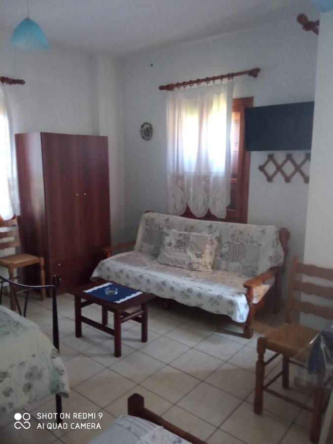 Maravelias Rooms Trikeri Exterior photo