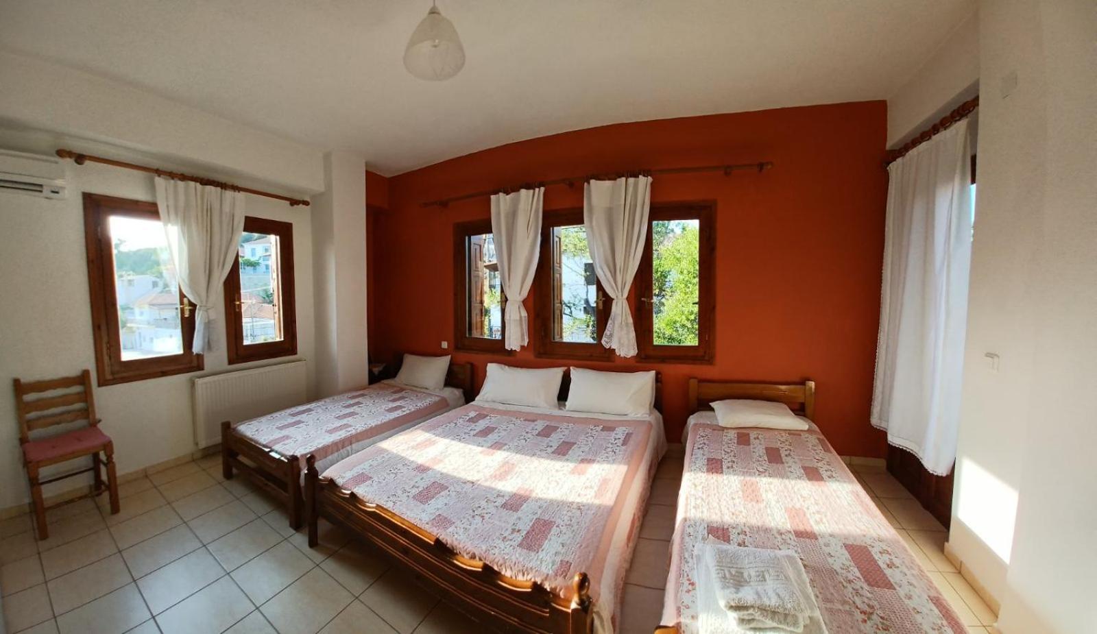 Maravelias Rooms Trikeri Exterior photo