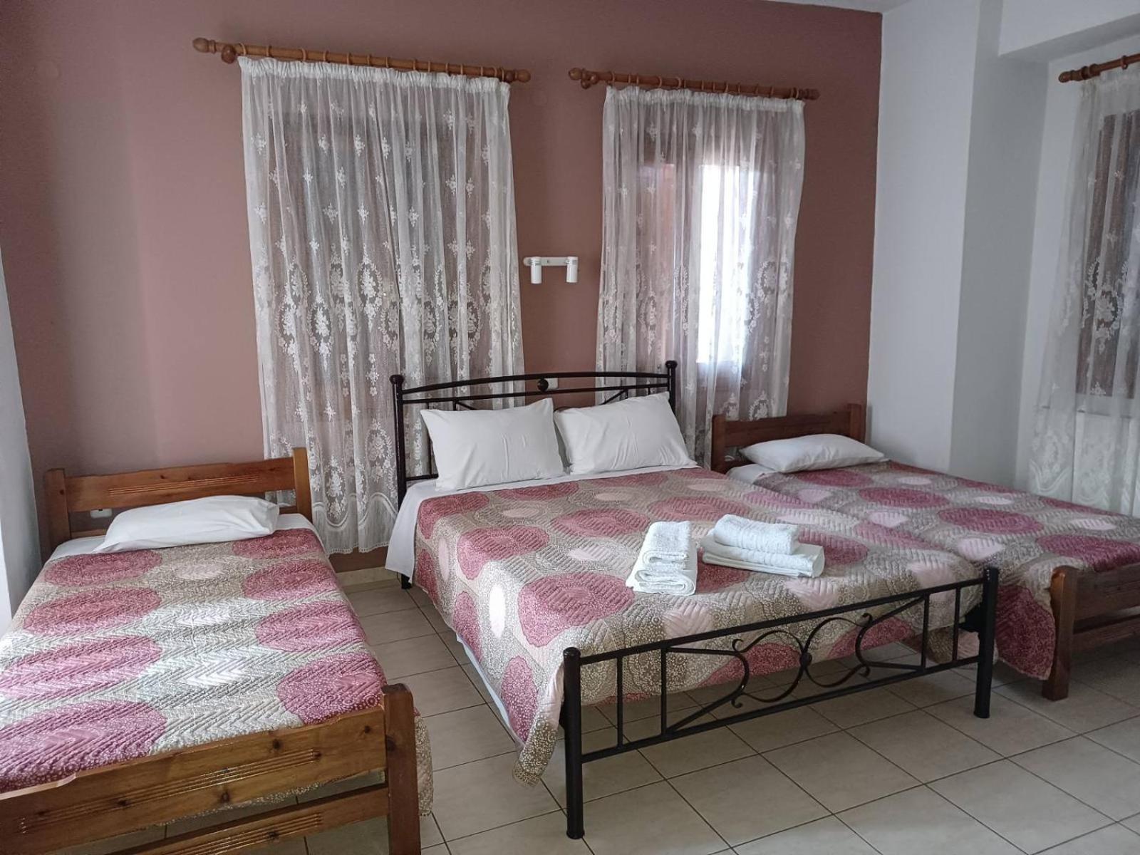 Maravelias Rooms Trikeri Exterior photo